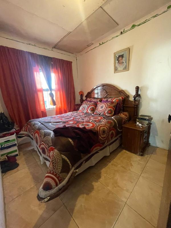 2 Bedroom Property for Sale in Delft Western Cape